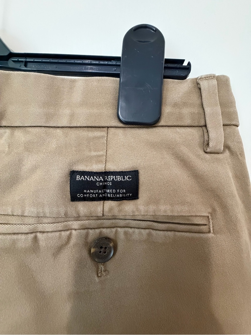 Banana Republic Men's Chinos in Tan